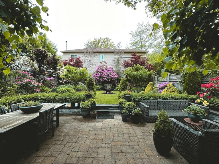 Tips for Creating a Relaxing Garden Space at Home